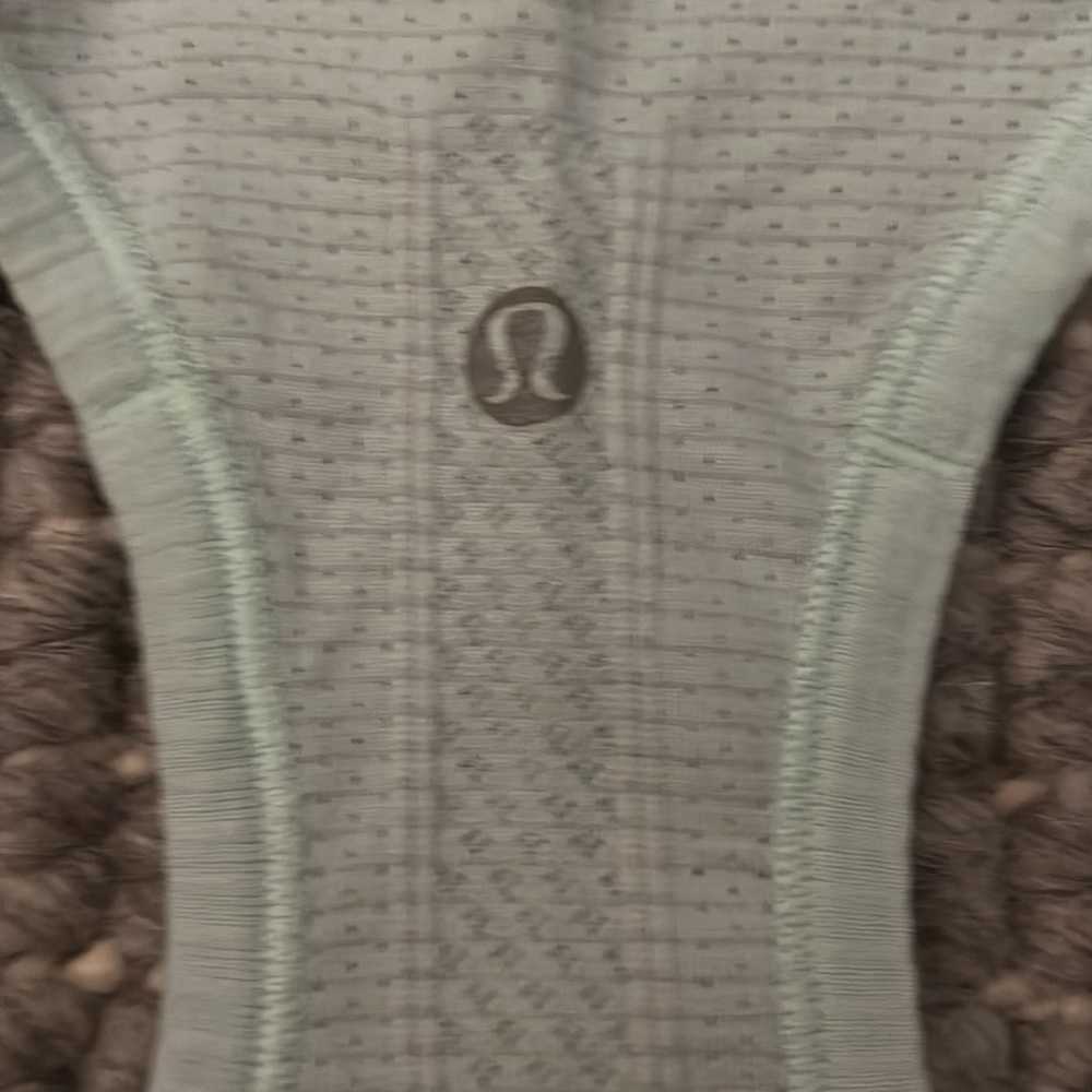 Lululemon Swiftly Tech Tank - Picture 2 of 2